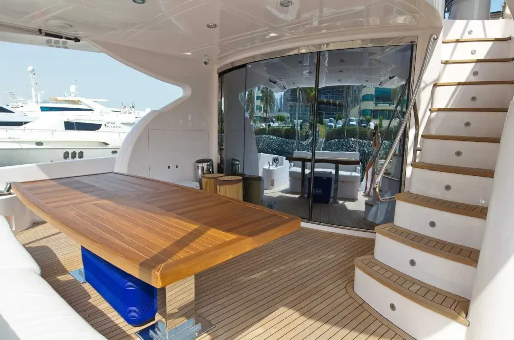 Yacht Rentals in Dubai3